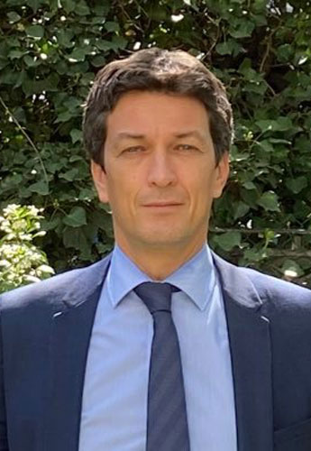 Nicolas Péju directeur hopital ophtalmologie 15-20